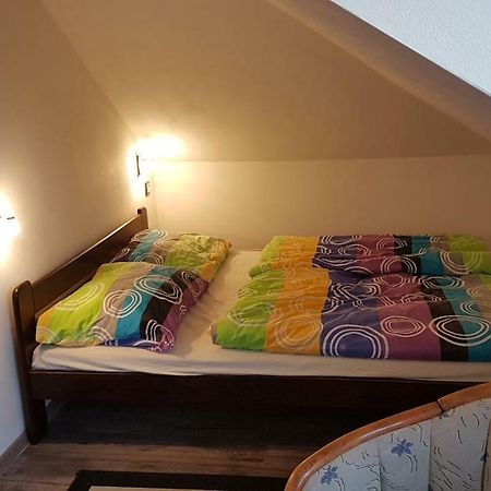 Room With A High Tatras View And Fireplace Štrba المظهر الخارجي الصورة