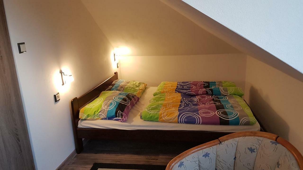 Room With A High Tatras View And Fireplace Štrba المظهر الخارجي الصورة